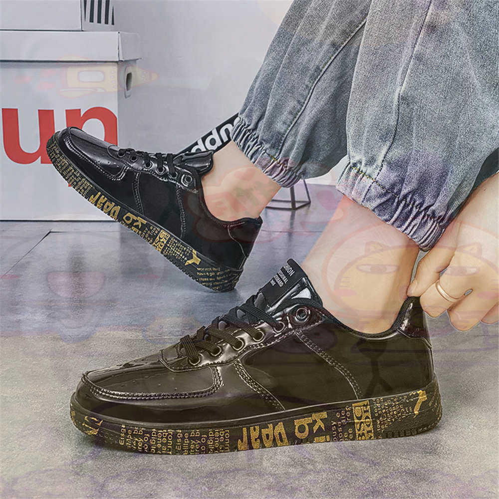 Round Foot Size 45 Sneakers Wh - Tech Accessories Board review and price